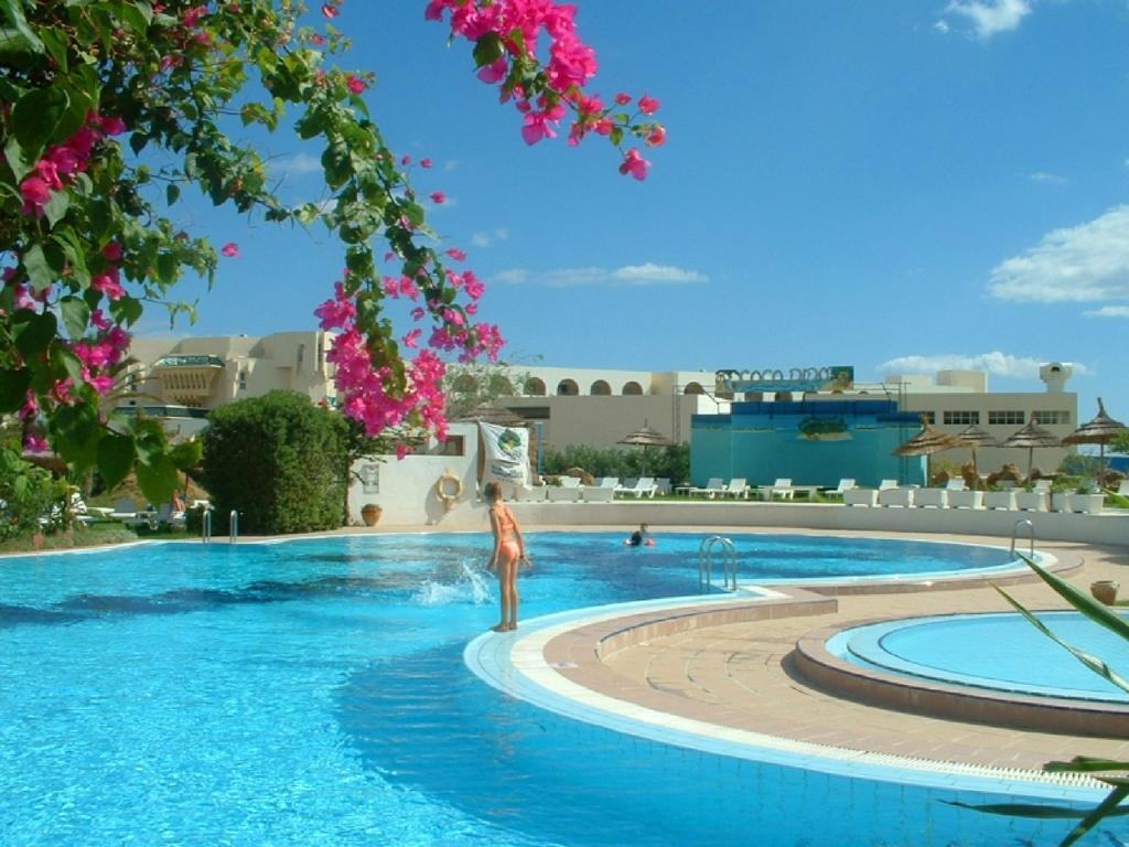 Daphne Bahia Beach Hotel Hammamet Exterior photo