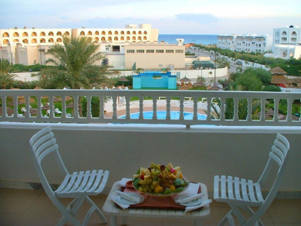 Daphne Bahia Beach Hotel Hammamet Room photo